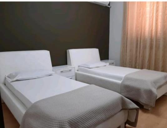 Erina Luxury Apartment Tiranë Eksteriør bilde